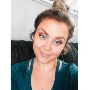 Meet your Posher, Olivia